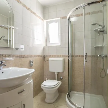 Family Friendly House With A Swimming Pool Maslinica, Solta - 16782 Ferienhaus Grohote